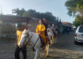 Kunjungan Wisatawan Asing Naik 172 Persen pada April 2022